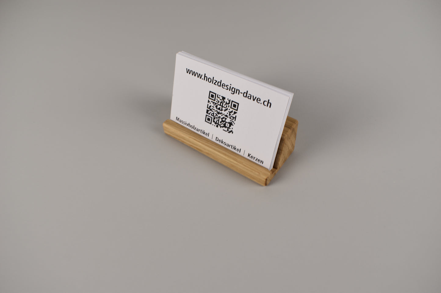 Visitenkartenhalter aus Holz
